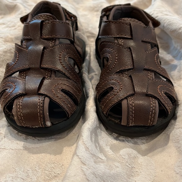 Carters toddler sandals - Picture 2 of 6
